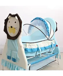 بيبي هاغ - سرير أطفال متأرجح مزين بطبعة أسد مع ناموسية وعجلات - أزرق