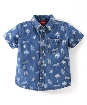 بيبي هاغ قميص دينم مغسول بأكمام نصفية وطبعة نمر من القطن 100% - أزرق