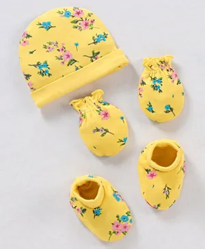 Babyhug 100% Cotton Cap Mittens And Booties Floral Print Yellow - Diameter 9.5 cm