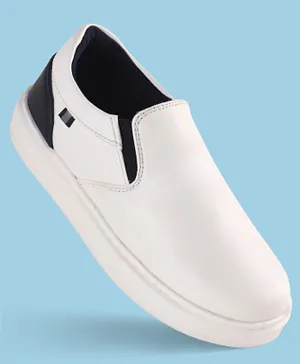 باين كيدز - حذاء كاجوال سهل الارتداء سادة - أبيض