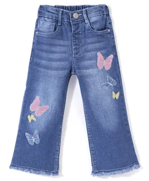 بيبي هاغ - بنطال جينز بتطريز فراشة - أزرق