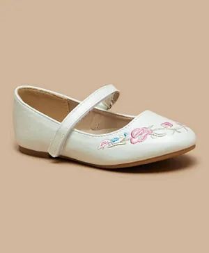 Flora Bella By Shoexpress - Embroidered Ballerinas With Hook And Loop Closure - White