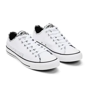 حذاء تشاك تايلور اول ستار من كونفرس - أبيض