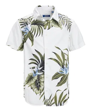 جاك آند جونز جونيور - قميص بأكمام قصيرة مزين بالأشجار  - أبيض