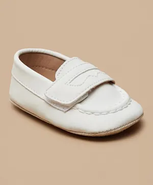بيرفيت - حذاء بارمس - أبيض