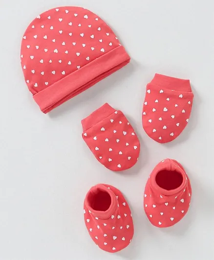 Babyhug 100% Cotton Cap Mittens & Booties Heart Print Red - Diameter 15 cm