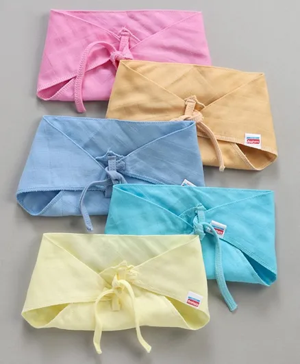 Babyhug Muslin Cotton Reusable Triangle Cloth Nappies Medium - Pack Of 5
