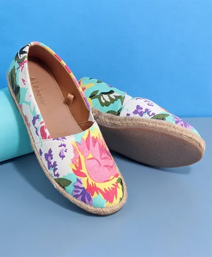 باين كيدز - حذاء كاجوال للأطفال  بطبعة زهور - متعدد الألوان
