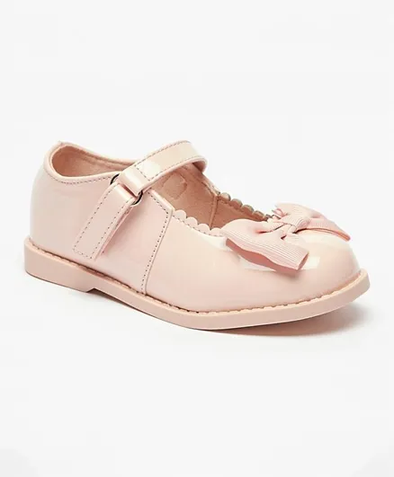 Flora Bella By Shoexpress - Scallop Detail Bow Applique Mary Jane Shoes With Hook And Loop Closure - Pink