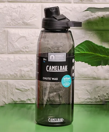 CamelBak Chute Mag Bottle with Tritan Renew Charcoal - 1500mL