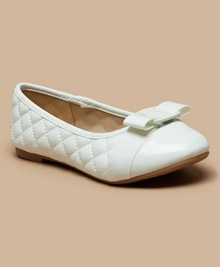 Flora Bella By Shoexpress - Bow Accent Slip-On Round Toe Ballerina Shoes - White