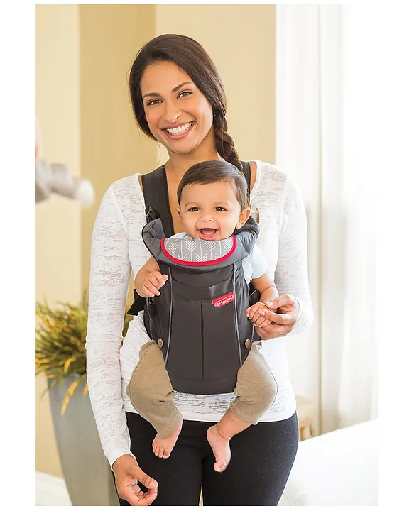 Infantino swift classic baby 2025 carrier